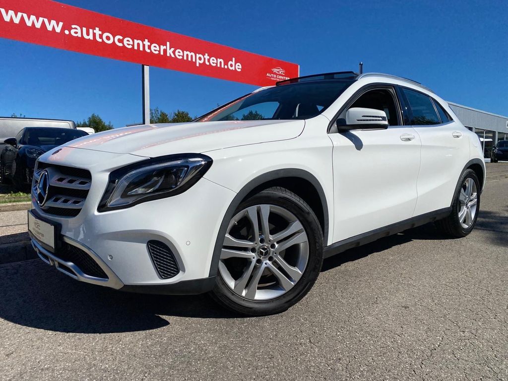 Bild des Angebotes Mercedes-Benz GLA 180*Navi*Pano*PDC*LED*SHZ*