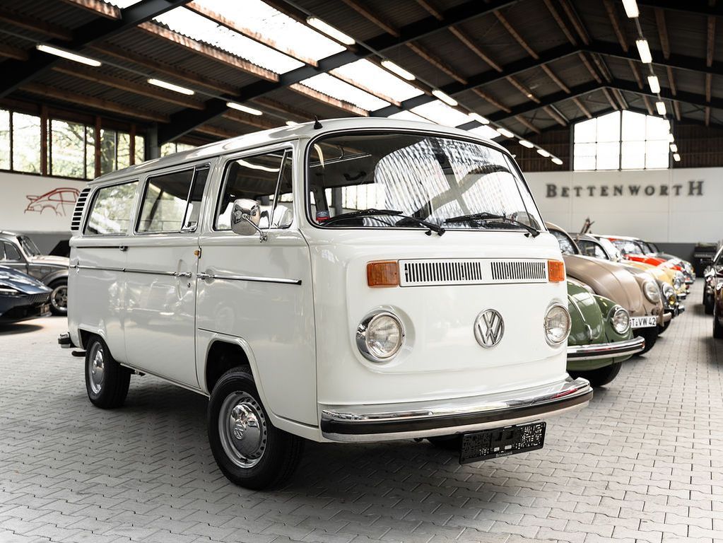 Bild des Angebotes Volkswagen T2 Caravelle Panorama Stahlschiebedach perfekt
