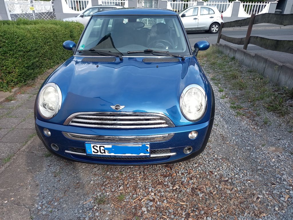 Bild des Angebotes MINI COOPER mit Anhängerkuplung und Schiebedach