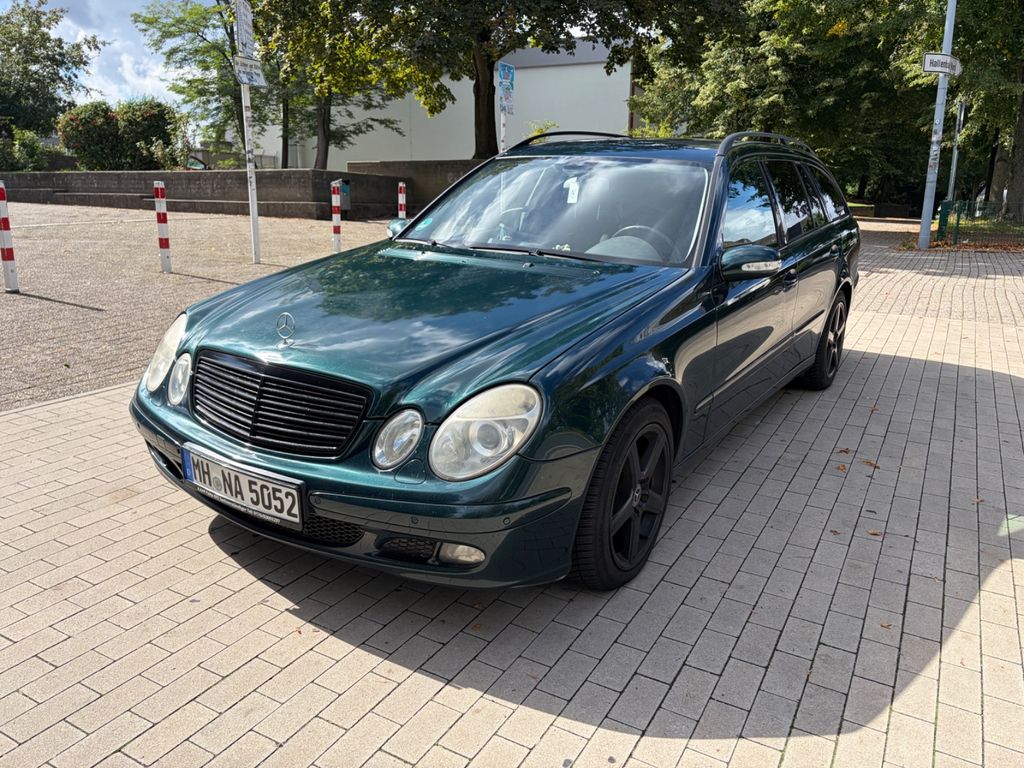 Bild des Angebotes Mercedes-Benz E 320 CDI T Classic