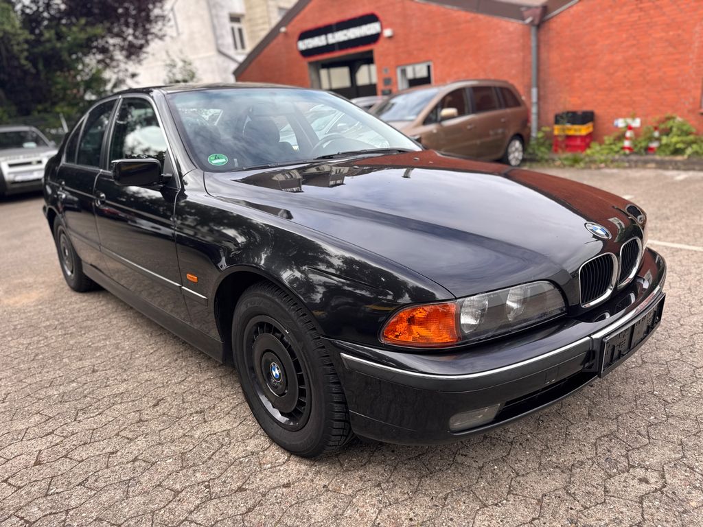 Bild des Angebotes BMW 523iA Lim.E39*Erstlack*Youngtimer*Rostfrei*Histo