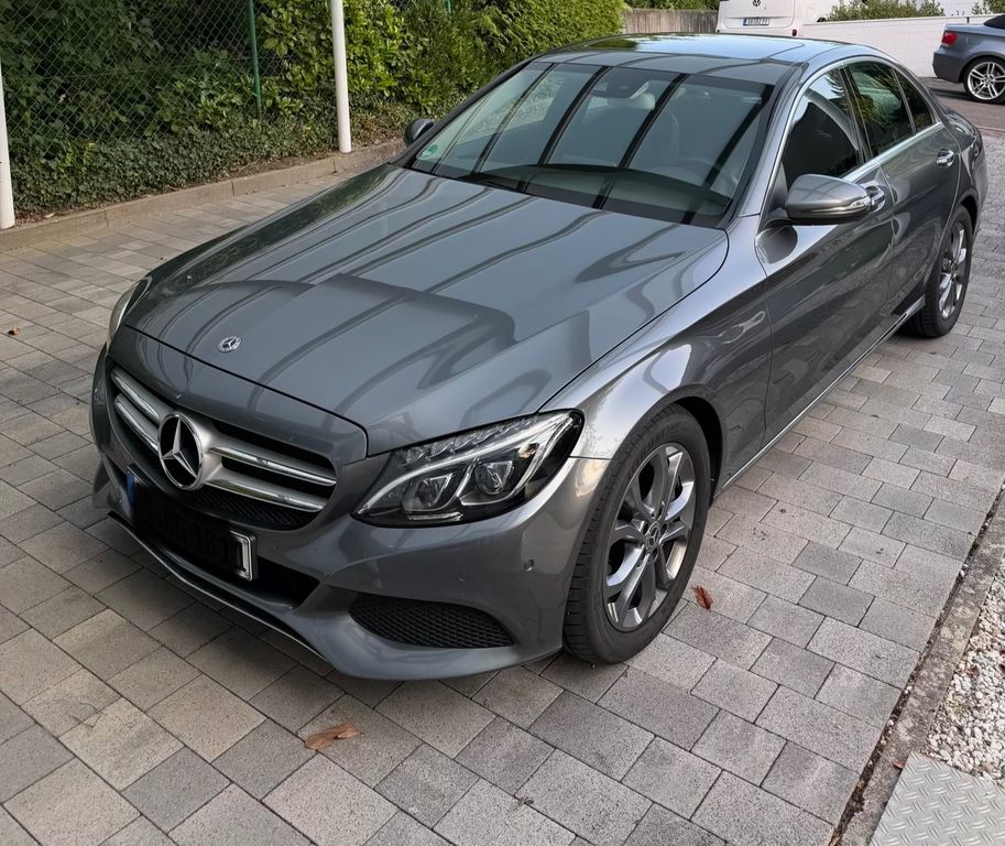 Bild des Angebotes Mercedes-Benz C 250 d AVANTGARDE Scheckheft Mercedes, TÜV neu!