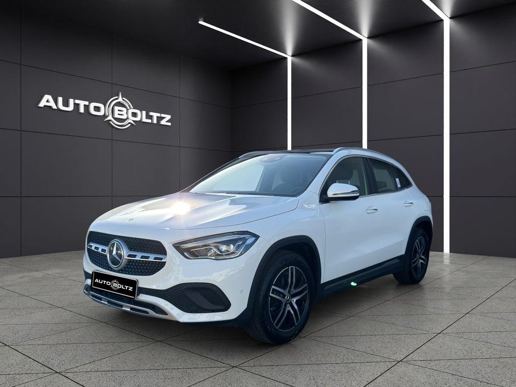 Bild des Angebotes Mercedes-Benz GLA 250 4M Pano Kamera Spur LED El.Kl. AHK-vorb.