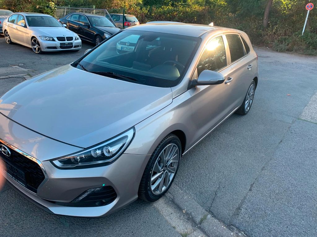 Bild des Angebotes Hyundai i30 1.0 T-GDI Trend
