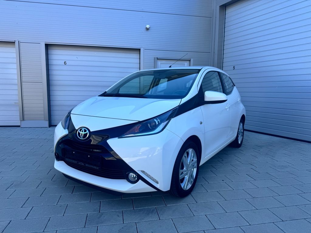 Bild des Angebotes Toyota Aygo AYGO x-play touch