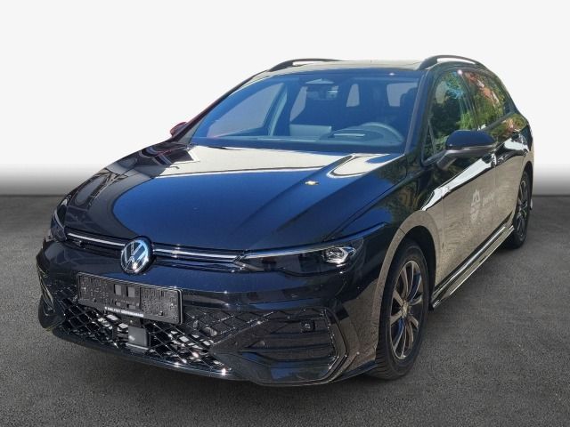 Bild des Angebotes Volkswagen Golf VIII Variant R-Line 110 KW TDI Pano AHK IQ.