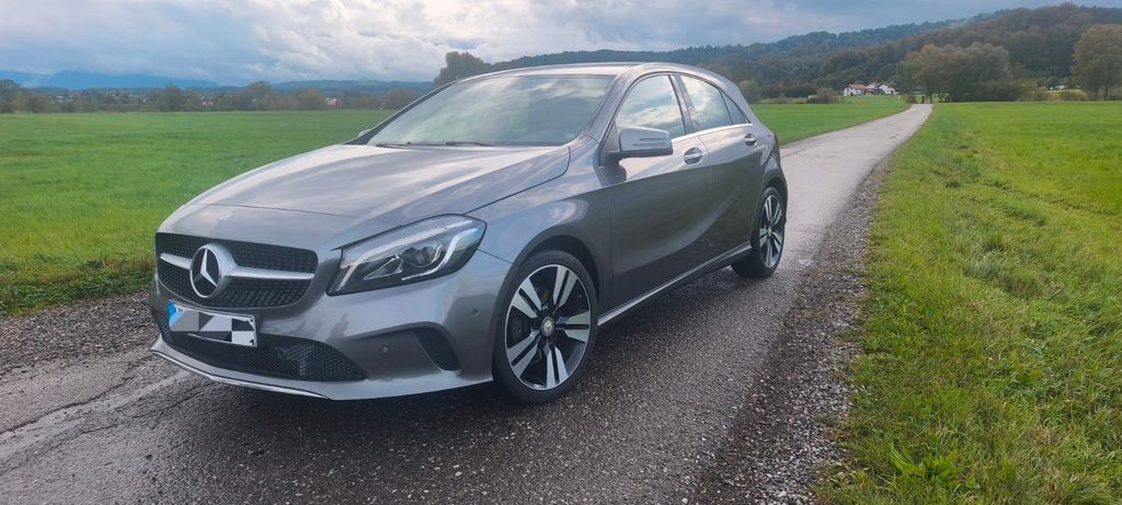 Bild des Angebotes Mercedes-Benz A 180 Urban TÜV+Service+Bremsen vo neu