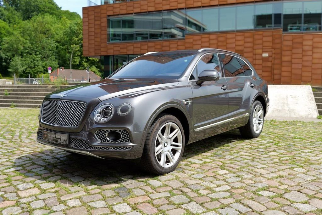 Bild des Angebotes Bentley Bentayga V8 · Mulliner Driving Specification · M