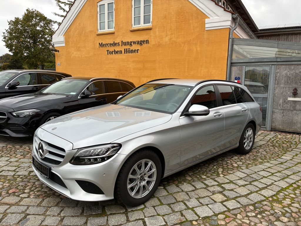 Bild des Angebotes Mercedes-Benz C 180 d T 9G-Tro. LED Navi Kamera CarPlay 1.Hd.