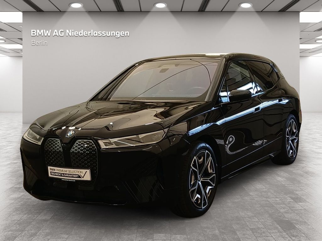 Bild des Angebotes BMW iX xDrive50 Sportpaket Laser LiCoPr B&W DAPr AHK
