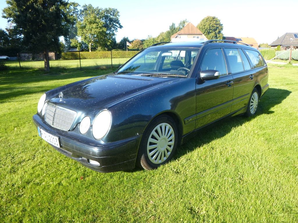 Mercedes-Benz E 200 KOMPRESSOR T Automatik