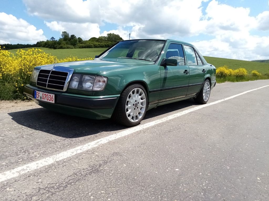 Bild des Angebotes Mercedes-Benz 260