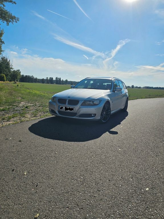 Bild des Angebotes BMW 320d xDrive Touring Edition Lifestyle Editio...