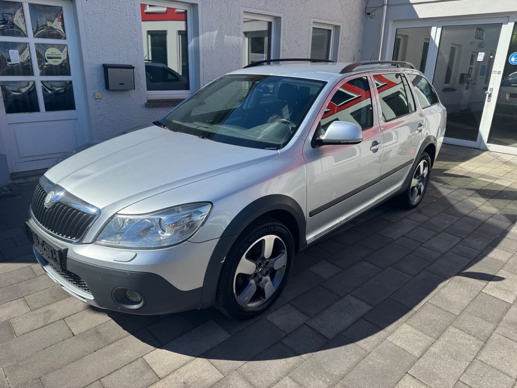 Bild des Angebotes Skoda Octavia Combi Scout 4X4 1,Hand Ahk