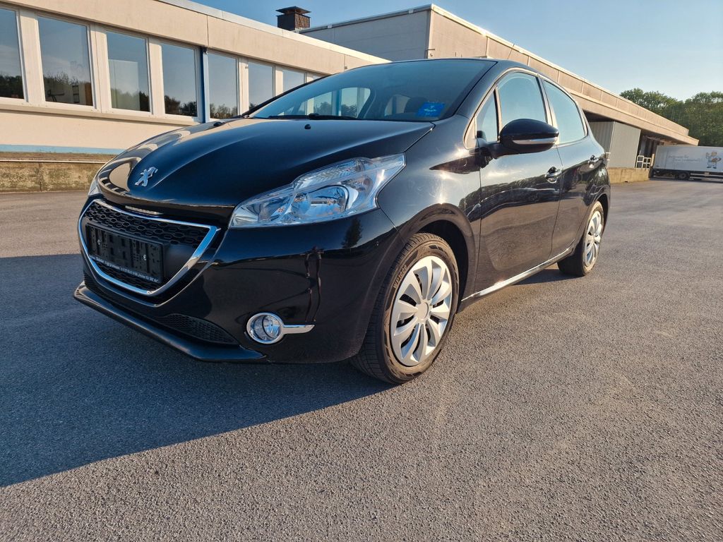 Bild des Angebotes Peugeot 208 1.2 WhatsApp +4917644511851 keine E-mails.