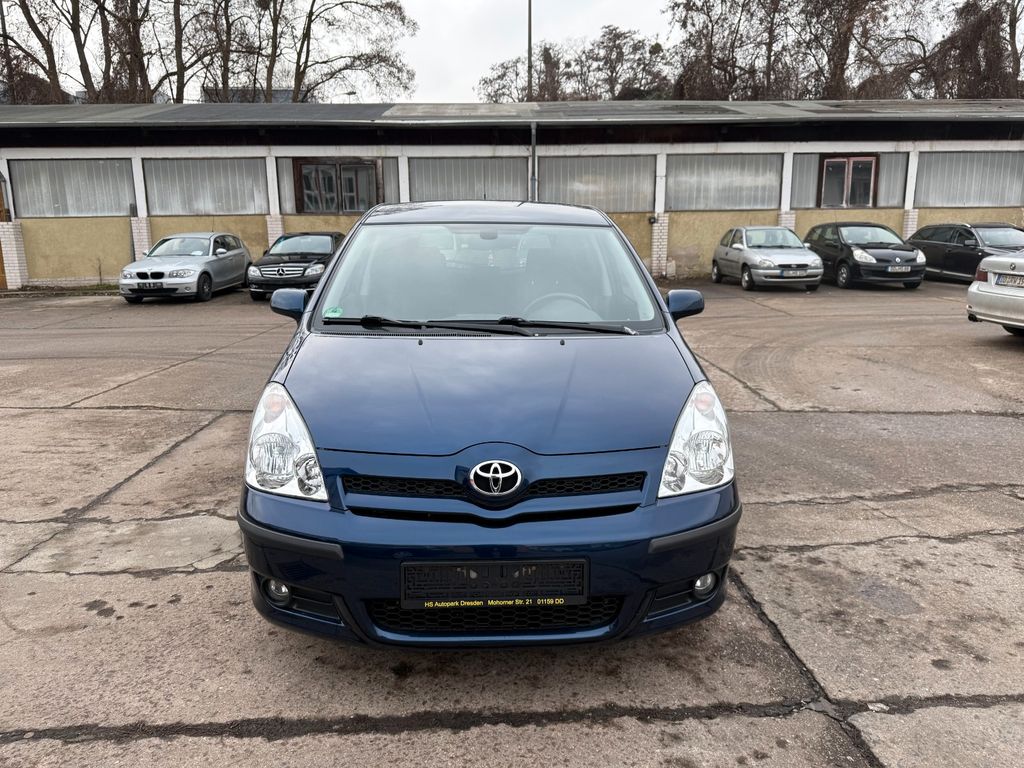 Bild des Angebotes Toyota Corolla Verso 2.2 130KW,KLIMA,Stand H.TÜV02/2028
