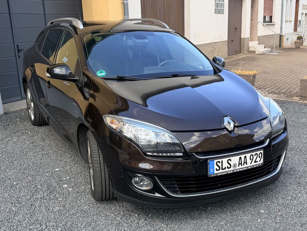 Bild des Angebotes Renault Megane 3 Grandtour Bose Edition mit AHK