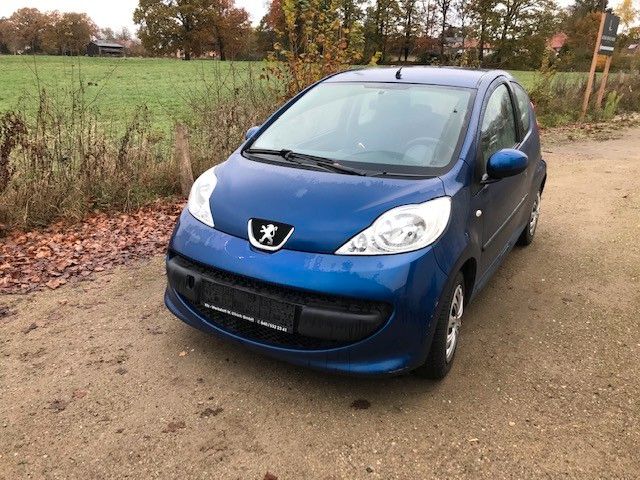 Bild des Angebotes Peugeot 107 Filou 70 Filou