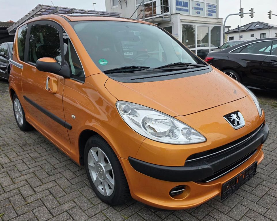 Bild des Angebotes Peugeot 1007 "Panorama Schiebedach"