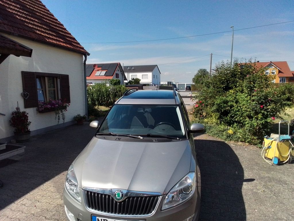 Bild des Angebotes Skoda Roomster 1.6l TDI 77kW Elegance Elegance