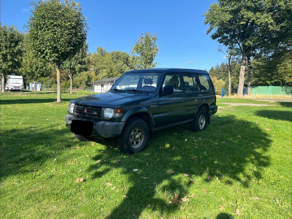 Mitsubishi Pajero 3000 Montero