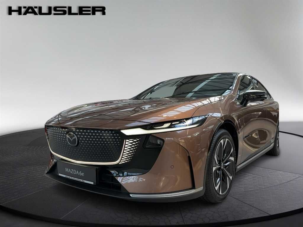 Bild des Angebotes Mazda 6e Takumi EV mit 360"-Kamera, Sony-Sound, Panora