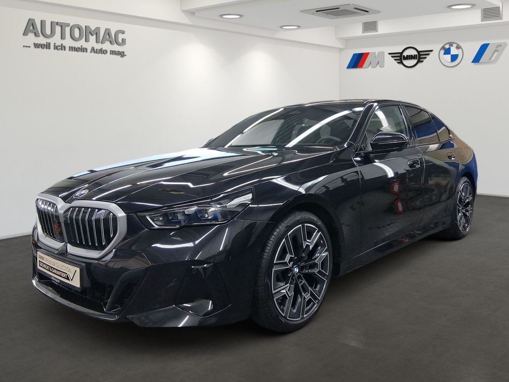 Bild des Angebotes BMW 520i M-Sport*Sitzbelüftung*Panorama*DrivingAssis