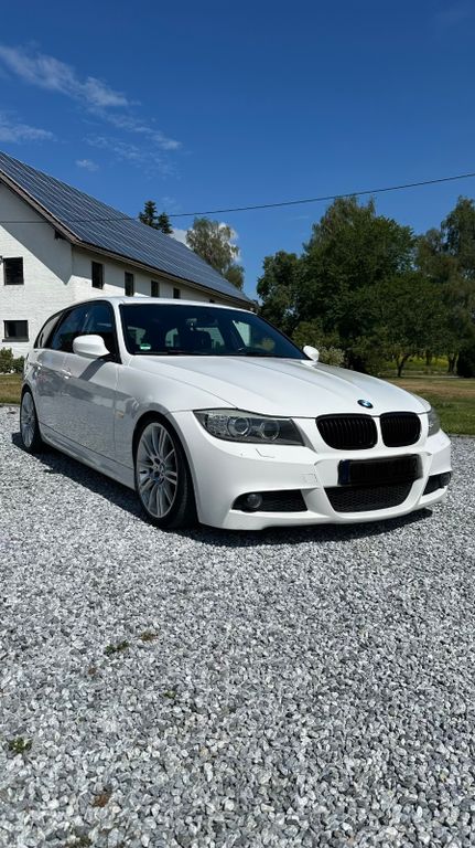Bild des Angebotes BMW 320d Touring, M-Paket, Automatik