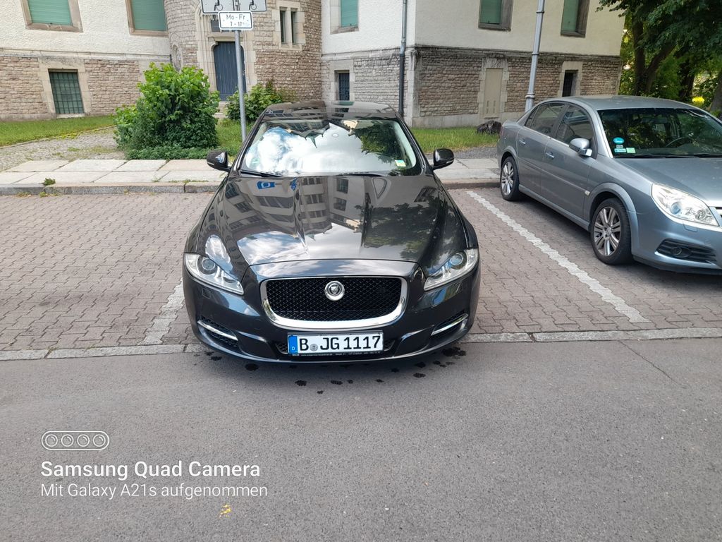 Bild des Angebotes Jaguar XJ Luxury 3.0 V6 Diesel S Luxury