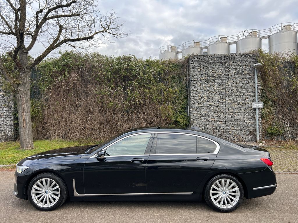 Bild des Angebotes BMW 740d L xDrive/LONG/FOND/MASSAGE/Tausch möglich