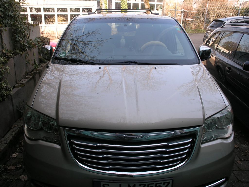 Chrysler Grand Voyager/ Town and cowntry