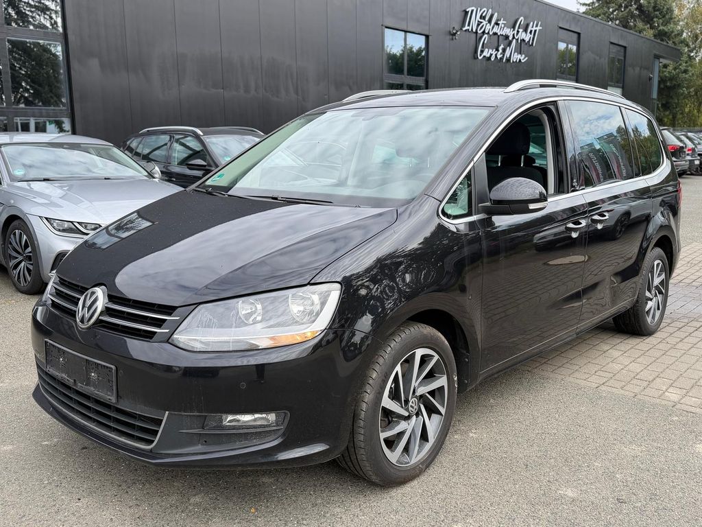 Bild des Angebotes Volkswagen Sharan Sound 2.0 TDI /7SITZER/ACC/PDC/CAM/AHK/
