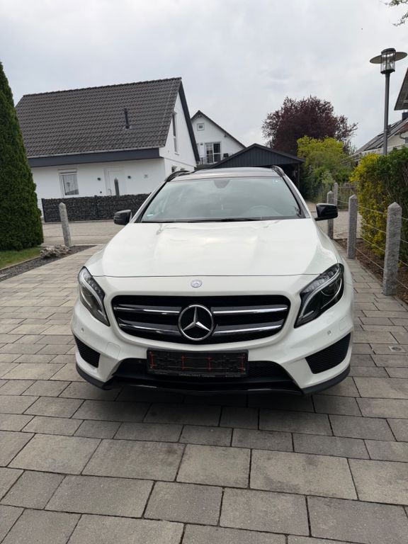 Bild des Angebotes Mercedes-Benz GLA 220 d DCT AMG Line