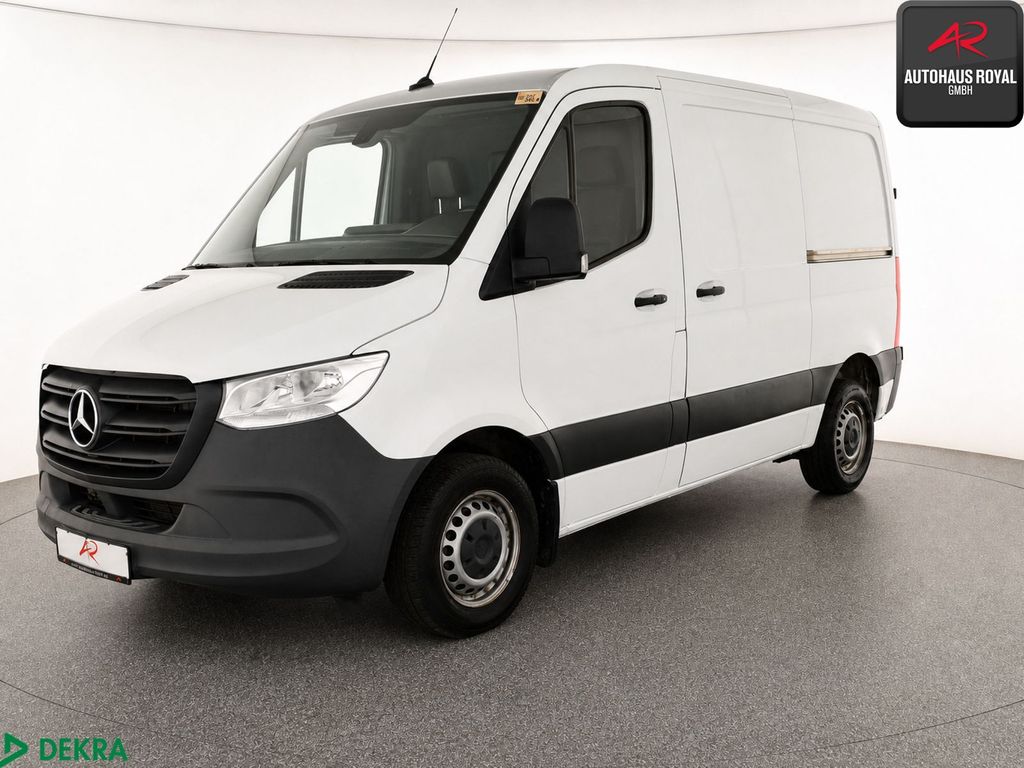 Bild des Angebotes Mercedes-Benz Sprinter 215 CDI KASTEN SCHWINGSITZ,LEDER,KAMERA