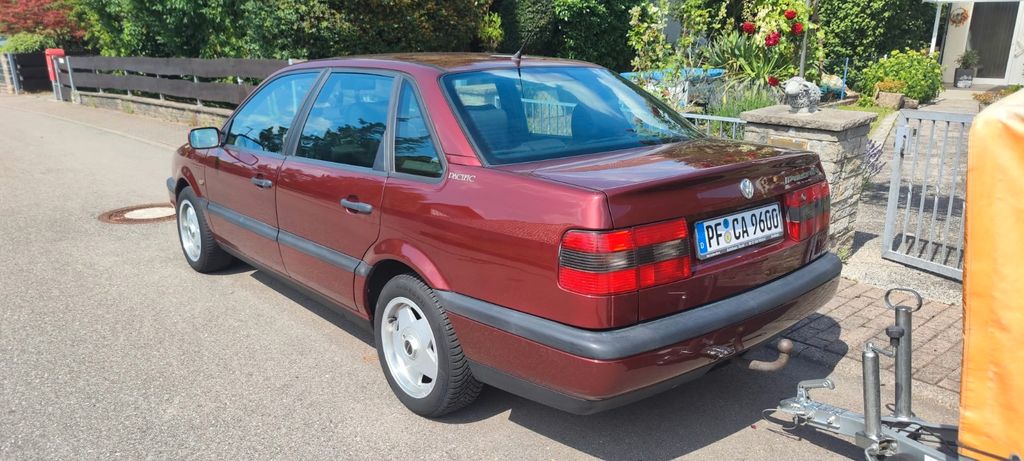 Volkswagen Passat 1.6 Pacific Klima - 2. Hand, rostfrei TOP