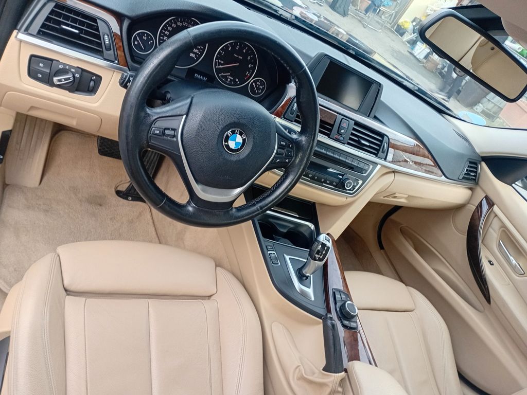 Bild des Angebotes BMW 328i Luxury Line Luxury Line