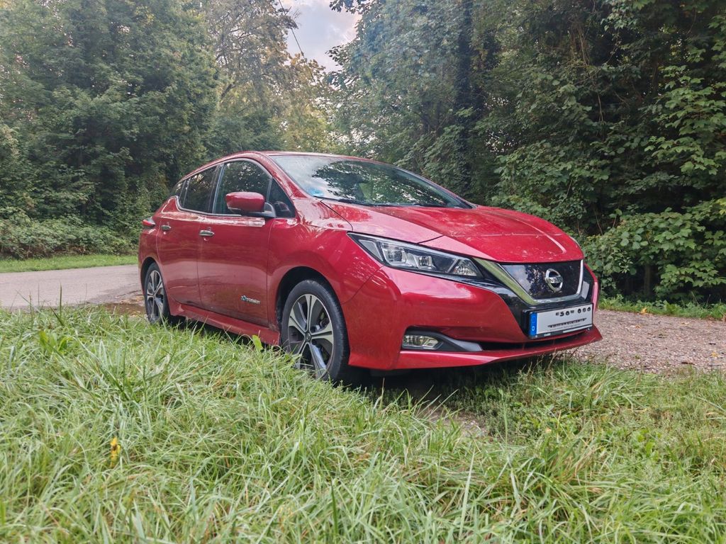 Bild des Angebotes Nissan Leaf 150 PS TEKNA Leder 360° Wärmepumpe Bose TOP