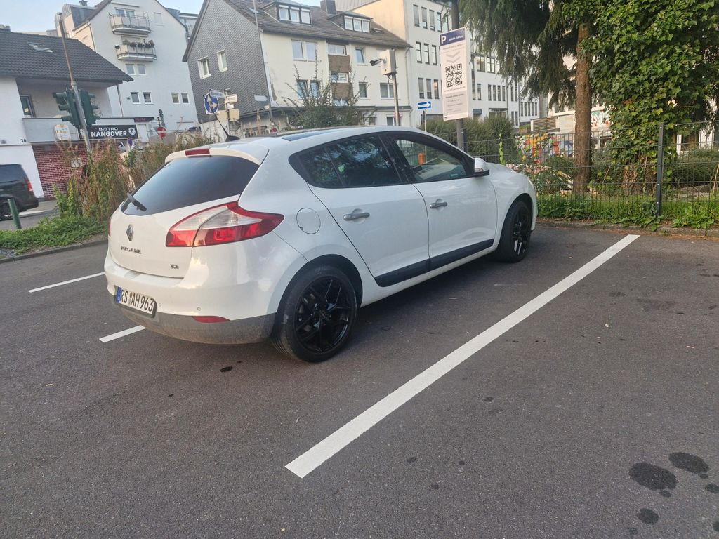 Bild des Angebotes Renault Megane 131 ps NEU TÜV