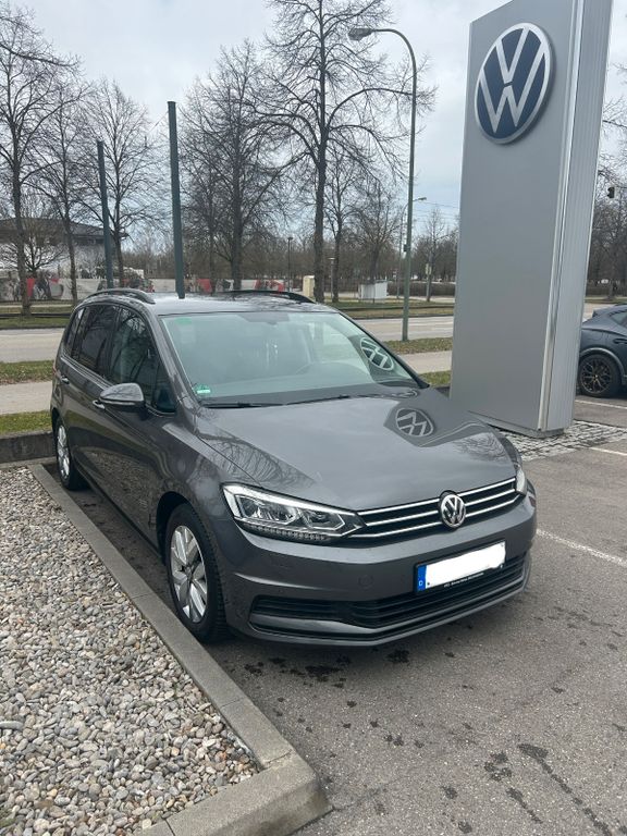 Bild des Angebotes Volkswagen Touran 1.6 TDI Comfortline | 7-Sitze | TÜV 09/27