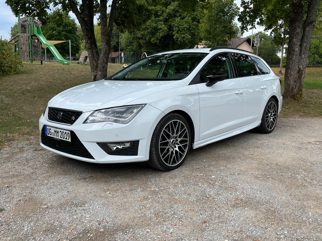 Bild des Angebotes Seat Leon ST 2.0 TDI 135kW Start&Stop FR DSG CarPlay