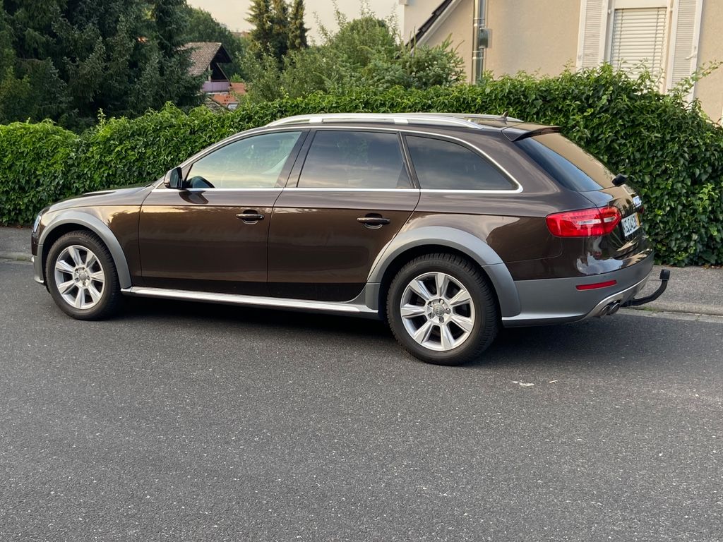 Bild des Angebotes Audi A4 Allroad quattro 2.0 TDI Zahnrieme/K.Pumpe-neu