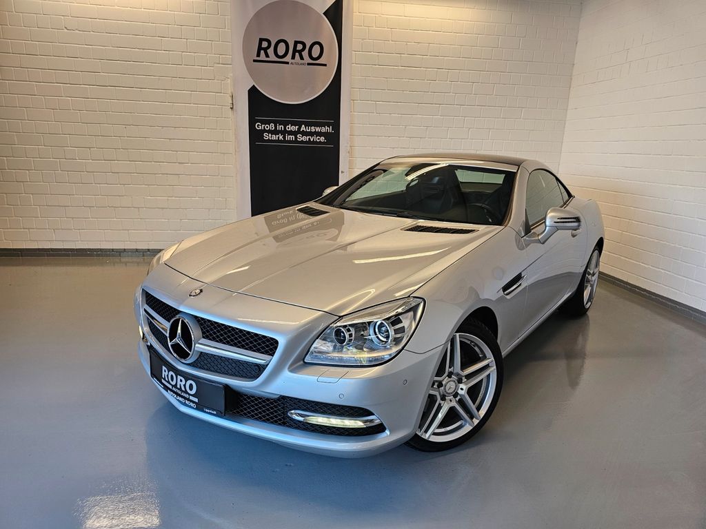 Bild des Angebotes Mercedes-Benz SLK 200 Roadstar +LED/CarPlay/AirCraft/Leder/TMP