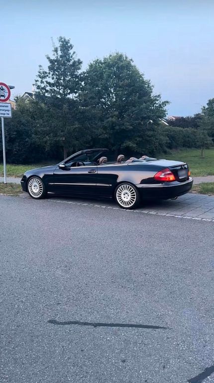 Bild des Angebotes Mercedes-Benz Mercedes CLK 200 K Cabrio Avantgarde viele Neute