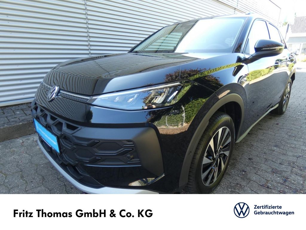 Bild des Angebotes Volkswagen T-Roc 1.5 eTSI DSG Life LED AHK SHZ RKamera PDC