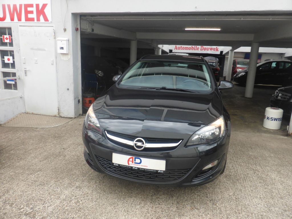 Bild des Angebotes Opel Astra J Sports Tourer Edition 77000km Neue Motor