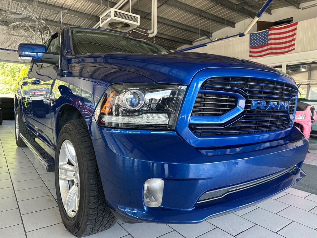 Bild des Angebotes Dodge RAM 5,7 SPORT CREWCAB 4x4 EU GAS LPG