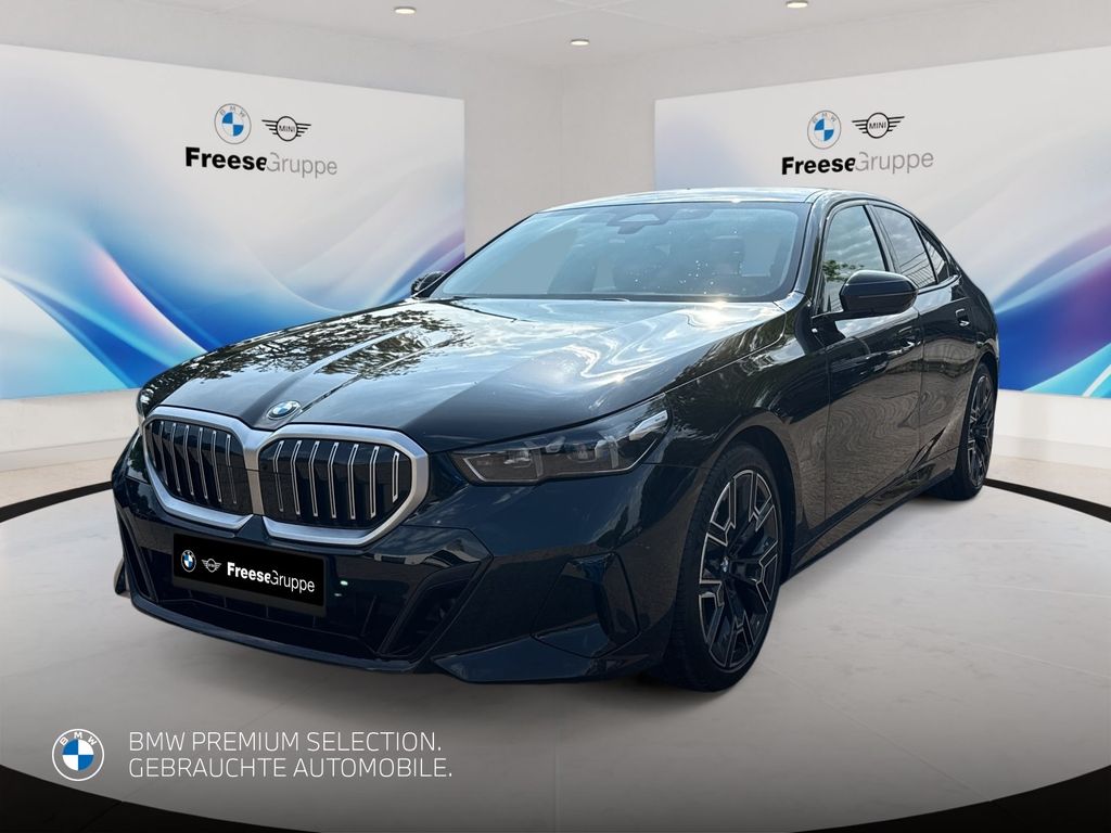 Bild des Angebotes BMW 520i Limousine AHK 360° HEAD-UP SITZBELÜFT RFK