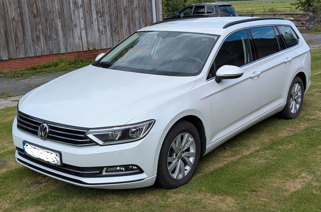 Bild des Angebotes Volkswagen Passat Variant 2.0 TDI SCR Comfortline Variant
