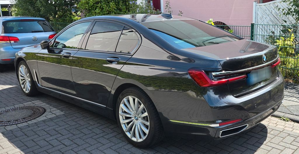 Bild des Angebotes BMW 730d xDrive -