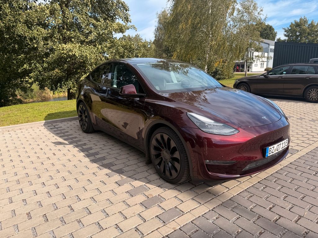 Bild des Angebotes Tesla Model Y Perf. EZ11/24 MwSt HW3 Garantie 21" 1Hd
